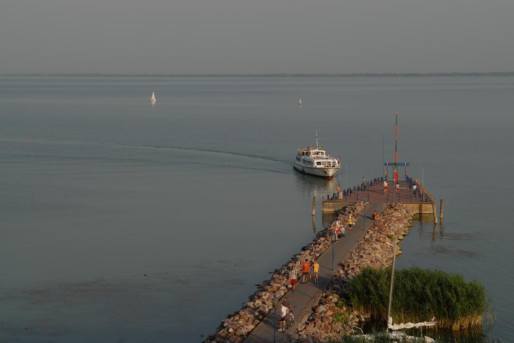 Hotel Panorama Balatongyörök Dış mekan fotoğraf